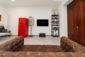 Loft Hangar in Como Lake center & Private Parking