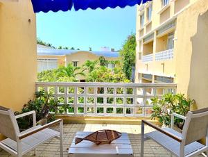 Calamari Homes - Centenario Casa 205 - Walled city