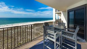 Phoenix VI 61113 condo