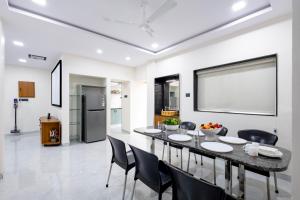 Blak&Wite VILLA 3BKH RK BEACH