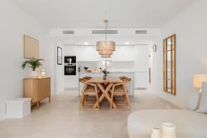 Sea Breeze Deluxe Apartment
