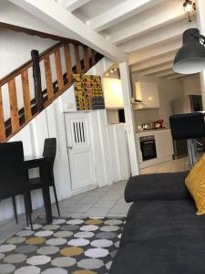 CENTRAL NIMES 5 chambres