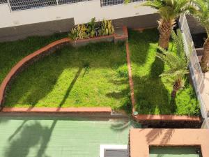 Olympia Studio with balcony and pool, Las Americas