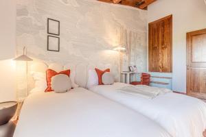 Family Breeze - Palazzo Monaci, panorami incredibili e piscina sulle colline toscane