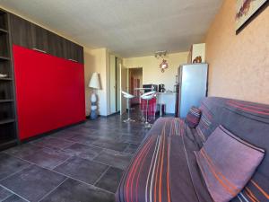 014 CAP DAGDE Studio Cabine 4 personnes avec piscine et parking