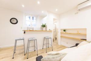 Proche Palais des Festivals, Bel Appartement by Halldis