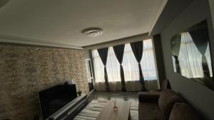 Modern Stay Provadia