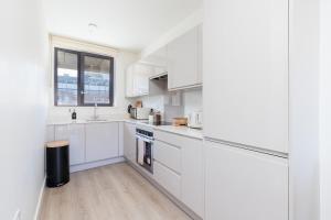 Modern Flat Canary Wharf, close to Central London