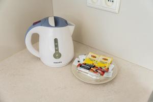 Dębiec Comfort Apartment by BookingHost