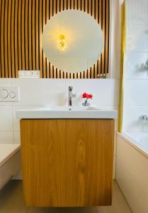 High Quality Business Apartment, Munich North, near Airport and S-Bahn, free Wifi
