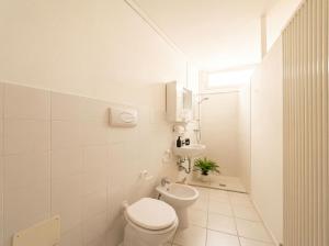 Central Duplex in Iseo - 2 Bedrooms - Private Parking & WiFi
