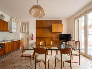 Central Duplex in Iseo - 2 Bedrooms - Private Parking & WiFi