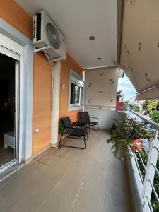 Piraeus Modern 1BR Impeccable Well-Maintained