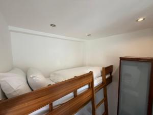 Queensway Apartments by Citystaylondon
