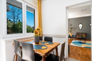 ☆Beach Centar Large Stylish Apartment with Terrace