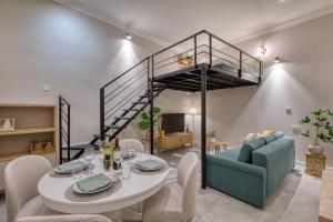 Sophisticated one bedroom duplex apartment with shared roof terrace GOBLU-GF