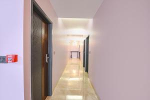 FabHotel The White Cliff Inn