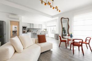 Casa Crecco Modern Apartment in San Pietro