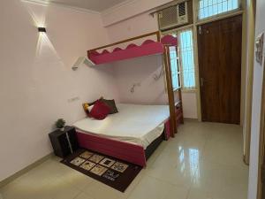 Casanoya Inn Varanasi Three BHK Flat By Homeyhuts