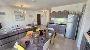 Royan - CHARMANT APPARTEMENT avec balcon - CONFORT et DETENTE garantis !