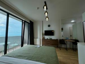 Homey Apartments, 1st Line, Balconies & Views