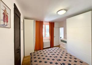 Roses Park Apartment