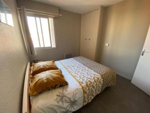 LArbre du voyageur, face à locéan, quartier des Présidents, 2 pers