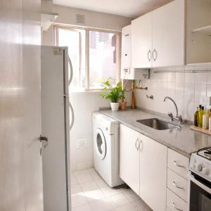 Luminoso 4 ambientes, terraza con parrilla - Zona Céntrica Htal Garrahan