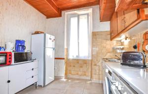 Charmant Appartement à Port-Vendres avec Balcon