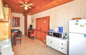 Charmant Appartement à Port-Vendres avec Balcon