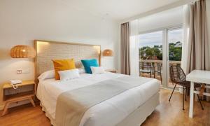 Hotel Apartamentos Cala Santanyi