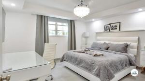 Beach home 1Bed1.5Bath wKing bed at Sian