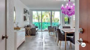 Beach home 1Bed1.5Bath wKing bed at Sian