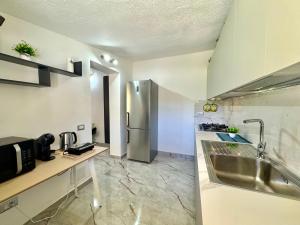 Sea Breeze Villa img13