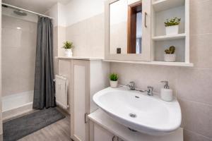 Le Studio by La Reine City Center