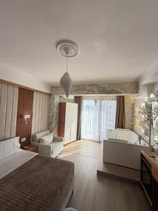 Ilio Boutique Hotel