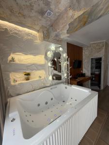 Ilio Boutique Hotel