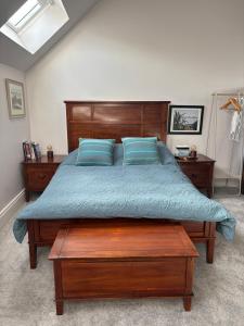 Lyle Loft
