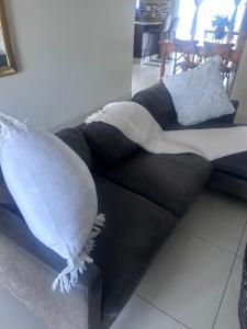 Modern , Spotless Townhouse in Quiet Estate - Pietermaritzburg