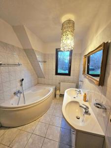 Nordsee 110 qm - Naturpark 1,4 ha und Wintergarten