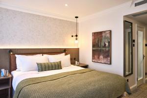 Radisson Blu Hotel, London Tottenham Court Road