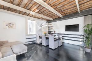 Elegant Terrace Apartment Piazza Navona