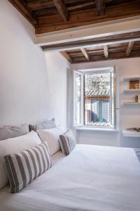 Elegant Terrace Apartment Piazza Navona