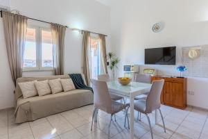 Family home Calasetta downtown Sea