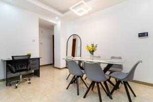 Cozy 2BR Condo with a heated pool