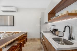 Hotel Ixuh Ocean Front Quinta Avenida Playa del Carmen