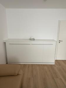 Ferienwohnung Ruhepunkt Dessau - zentral nahe Bauhaus und Meisterhäusern - mit gratis WLAN und Parken sowie Komplettküche