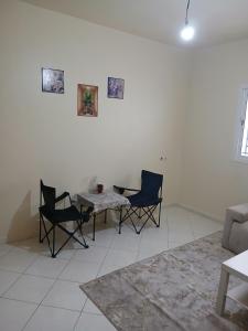 Elegant well equipped apartment close to the sea