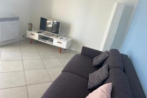 Apartment with pool at 400 meters from the sea