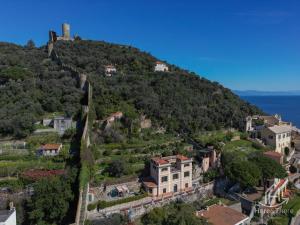 Historic Castle Villa 2 - Sea View & Terrace